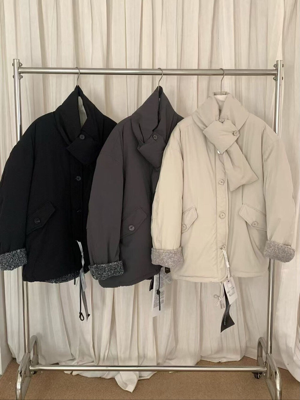 // 可雙面穿90%duck down外套(連頸巾)