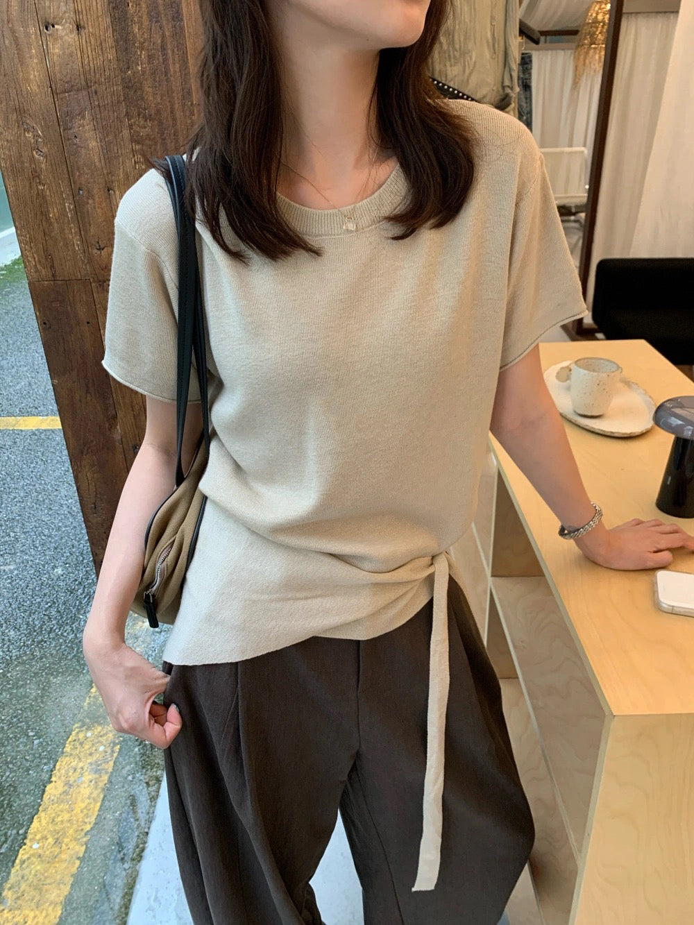 B165 / 簡約圓領短袖針織上衣(連披肩)