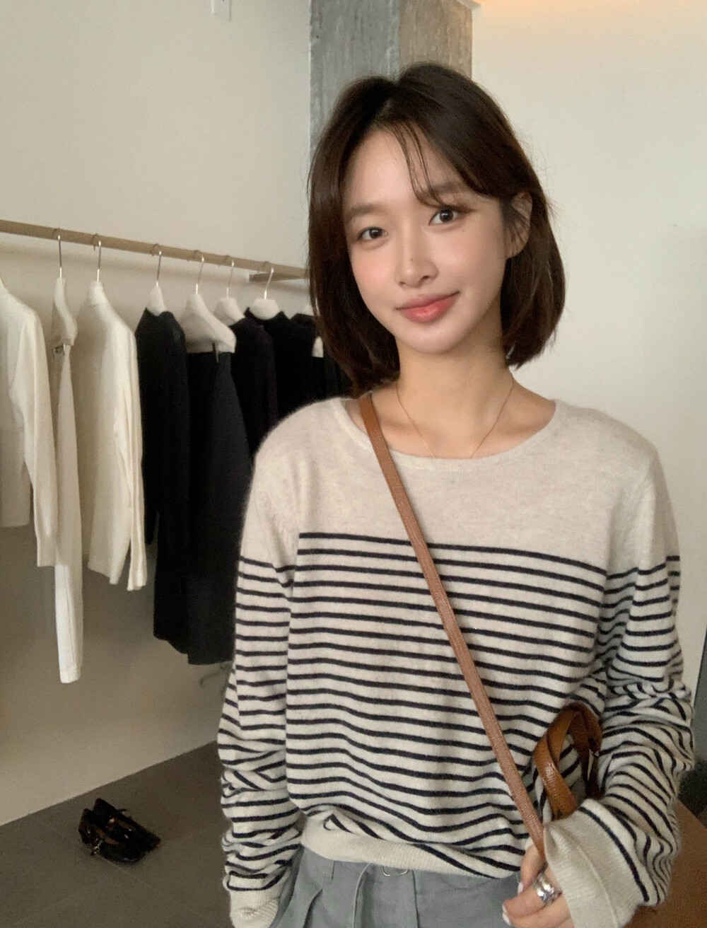 // 法式氣質間條針織上衣