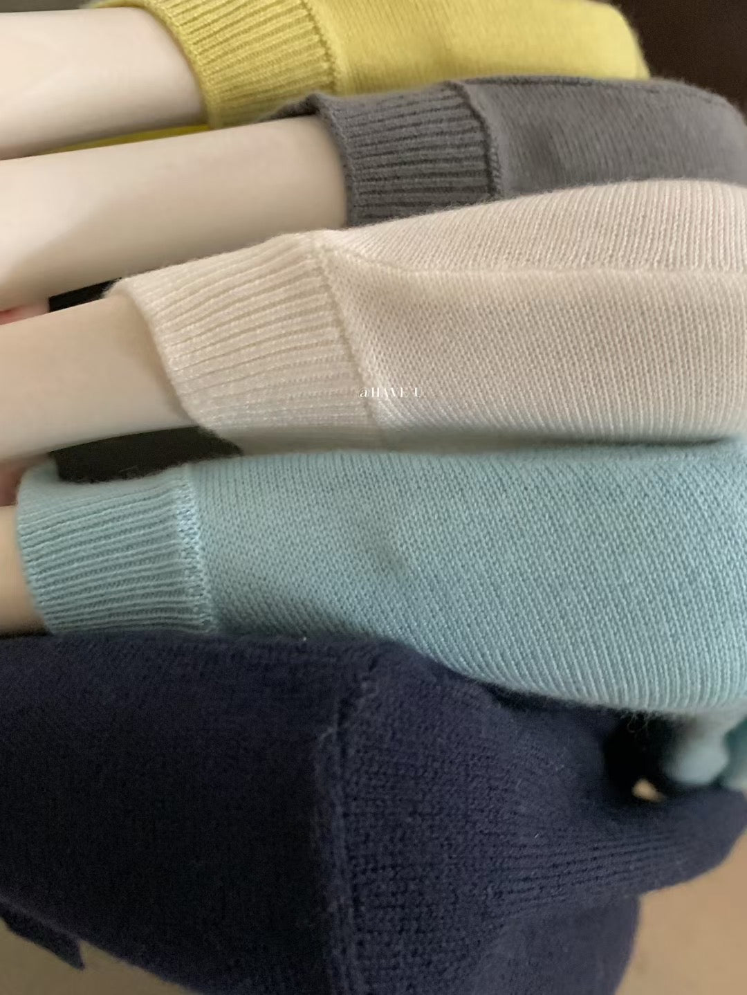 // 超軟糯狗狗刺繡CD