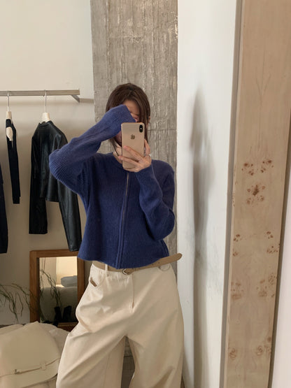 // 高質貂絨圓領拉鍊CD