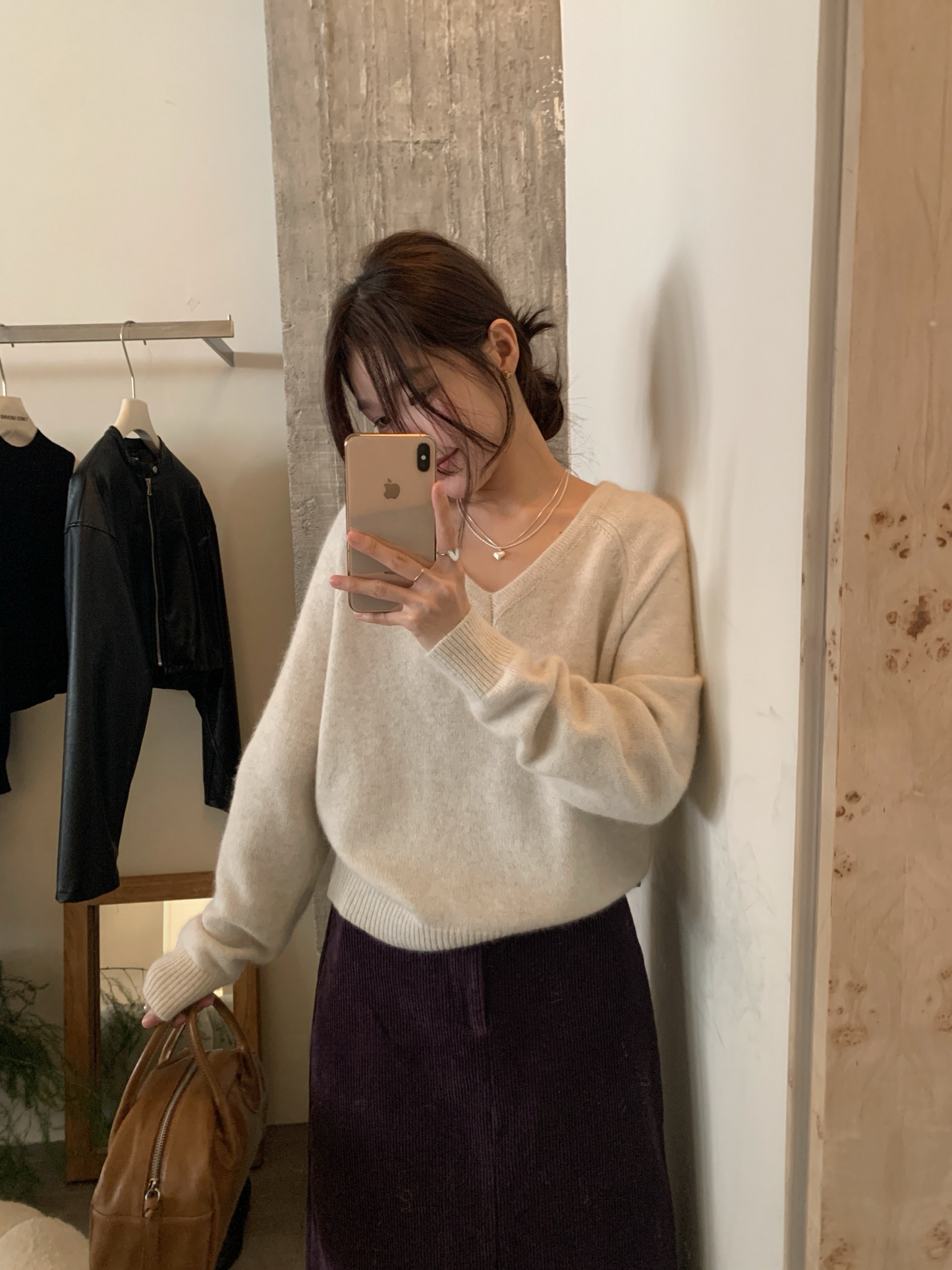 // 高質raccoon V領軟糯NT