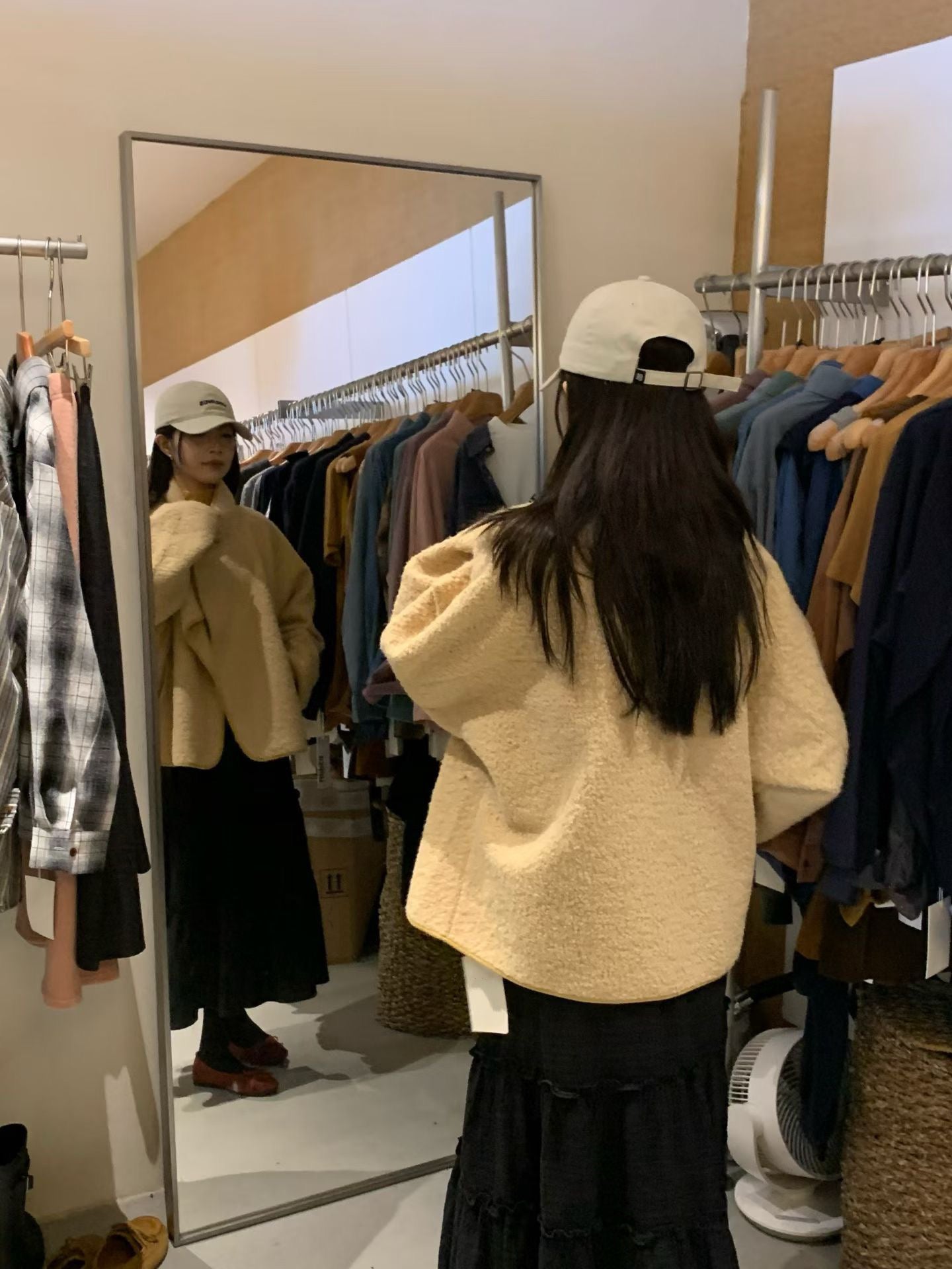 // 圈圈絨可立領中長外套