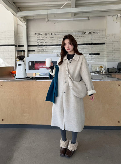 // 100%羊毛簡約翻領長款手工外套(連斜背包)