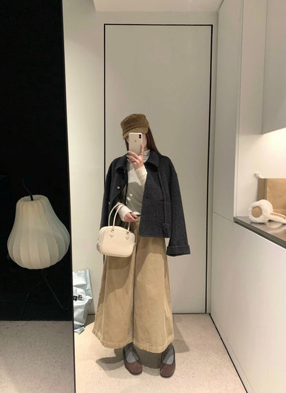 // 100%wool翻領雙口袋短款雙面手工羊毛外套(連頸繩掛飾)