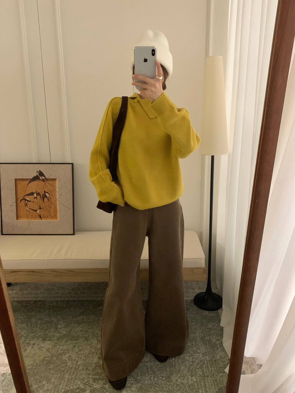 // 30%綿羊毛設計感不規則翻領毛衣