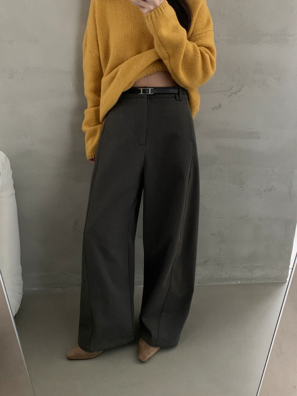 // 今季必入質感加絨彎刀褲(連腰帶)