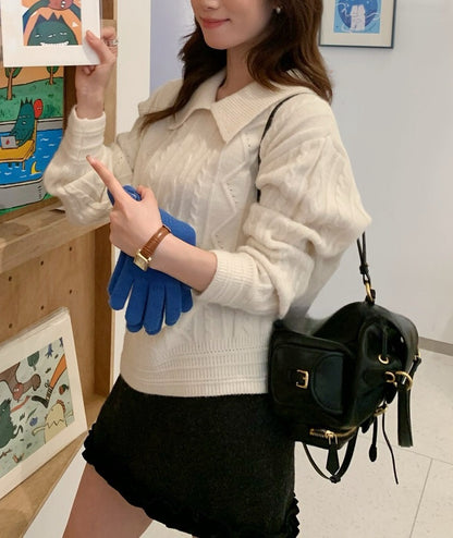 // 簡約麻花翻領毛衣