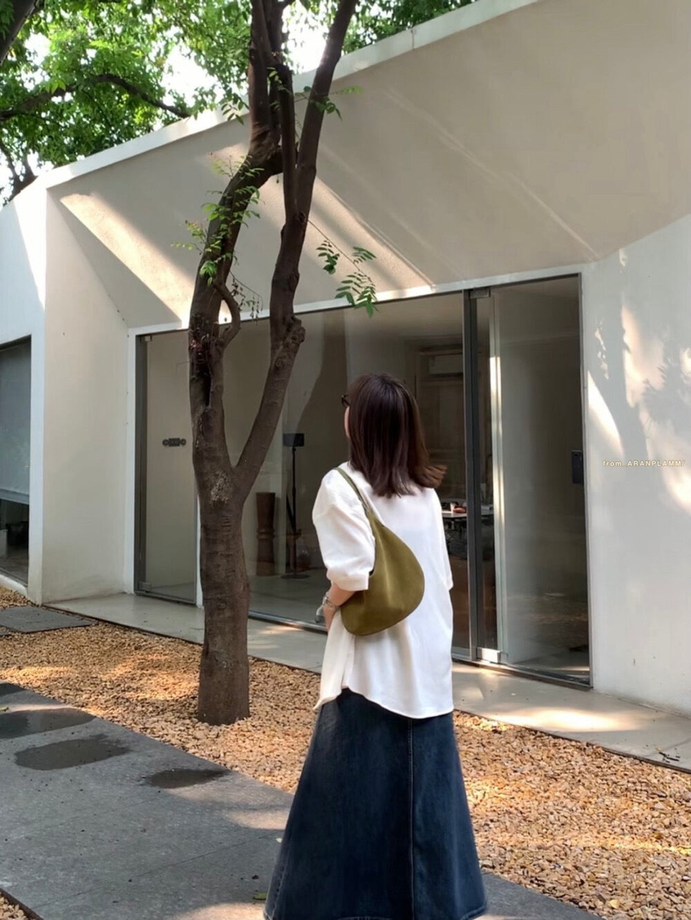 // 頭層牛皮麂皮絨hobo bag(肩帶可調)