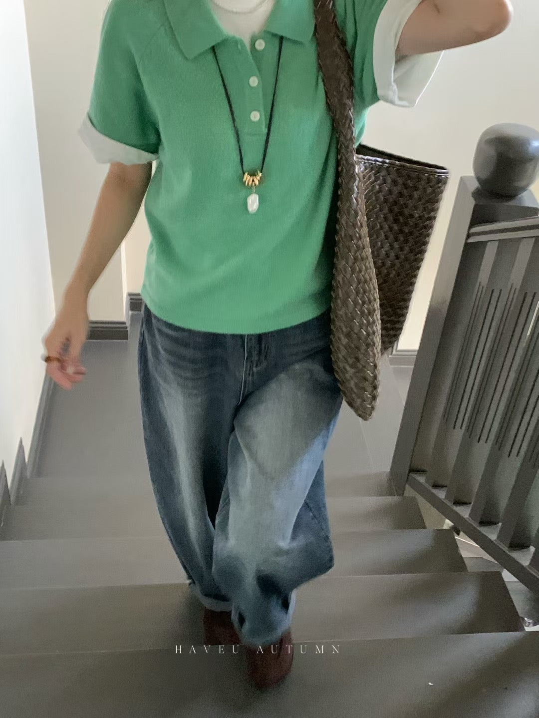 // 秋季薄羊毛翻領polo NT