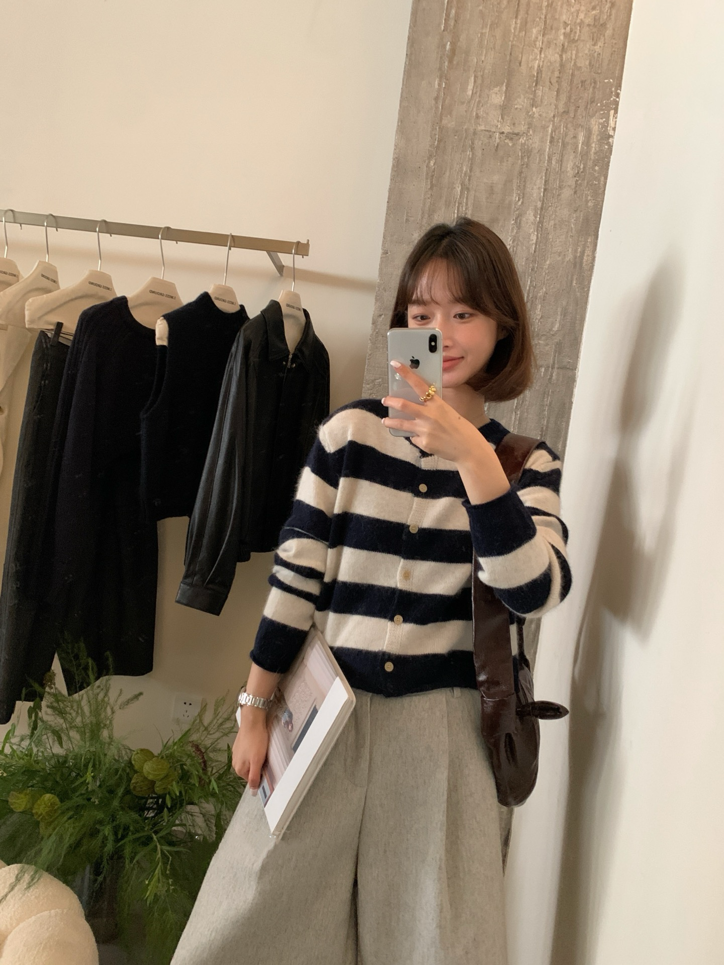 // 30%raccoon卷卷邊圓領CD