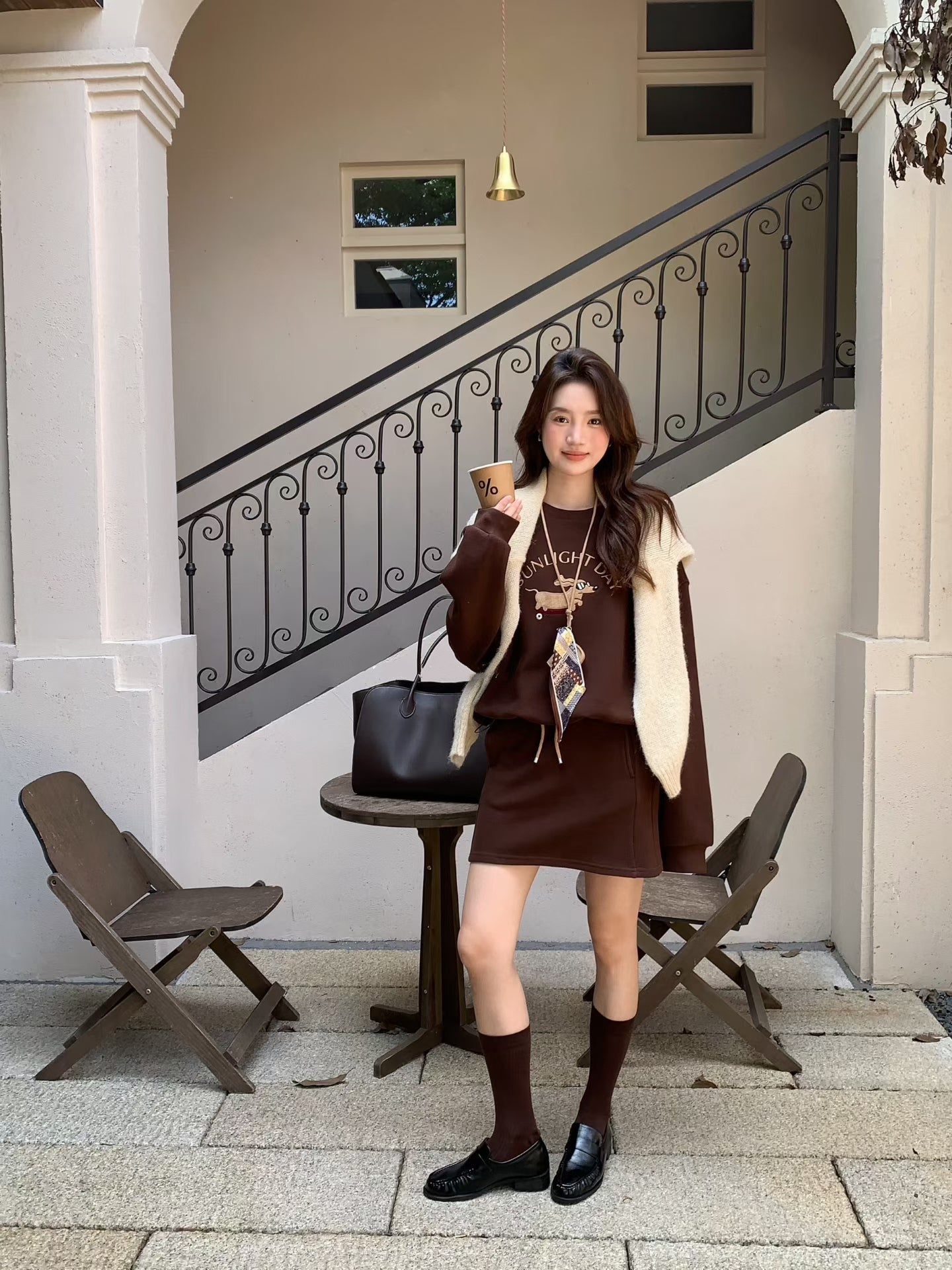 // 可愛小狗刺繡衛衣+短裙套裝(連掛飾)