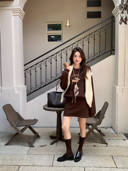 // 可愛小狗刺繡衛衣+短裙套裝(連掛飾)