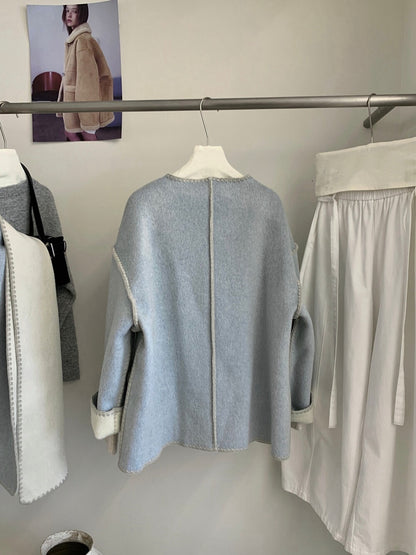 // 可雙面穿撞色縫邊70%羊毛外套(連頸巾)