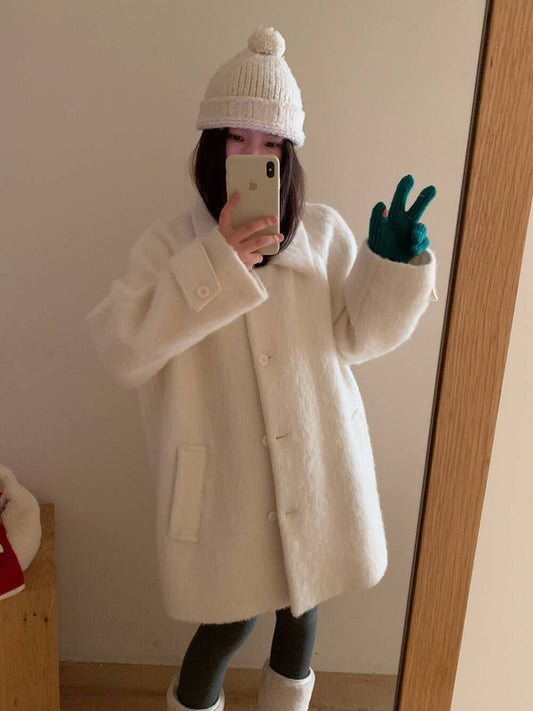 // 法式復古感35%羊毛翻領中長外套