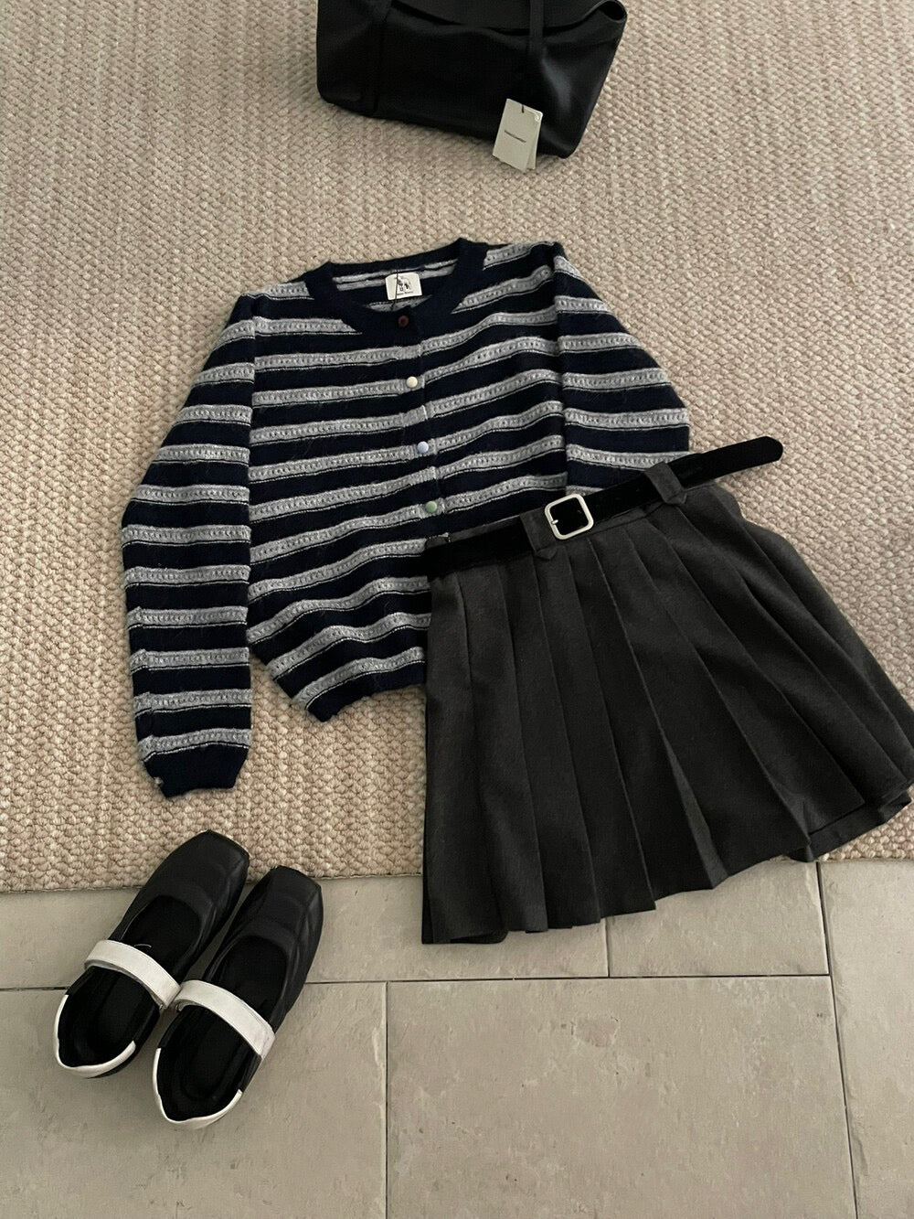 // 8%wool混色鈕鏤空間條CD