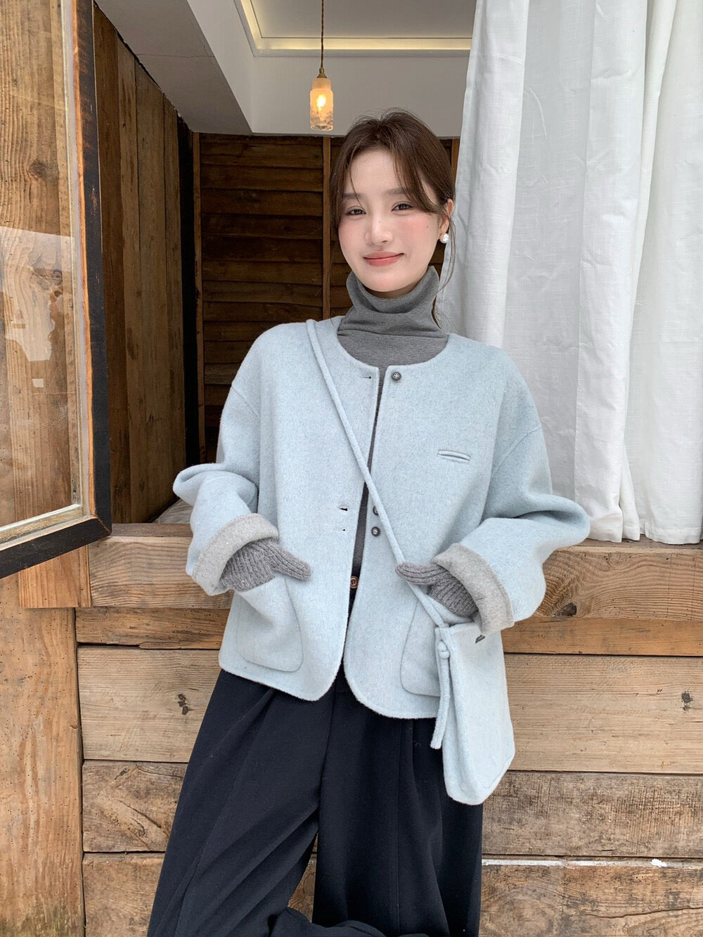 // 100%羊毛弧邊口袋特別鈕扣手工外套(連袋仔)