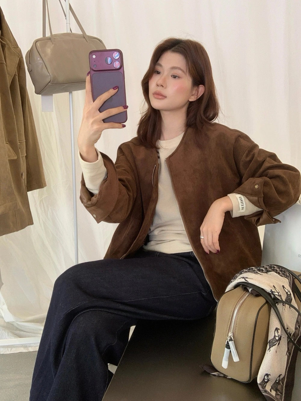 J51 / 復古廓型圓領麂皮絨外套(連絲巾)