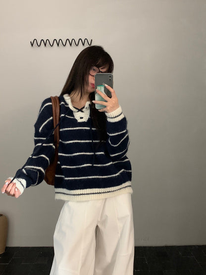 // 撞色綁帶領口間條毛衣