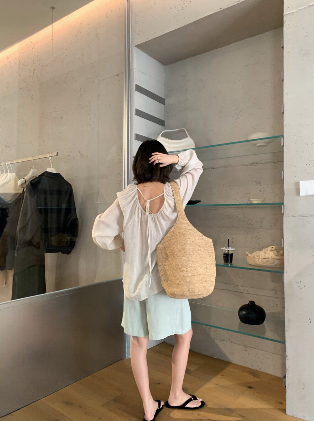 // 後綁帶排扣寬鬆麻質BL