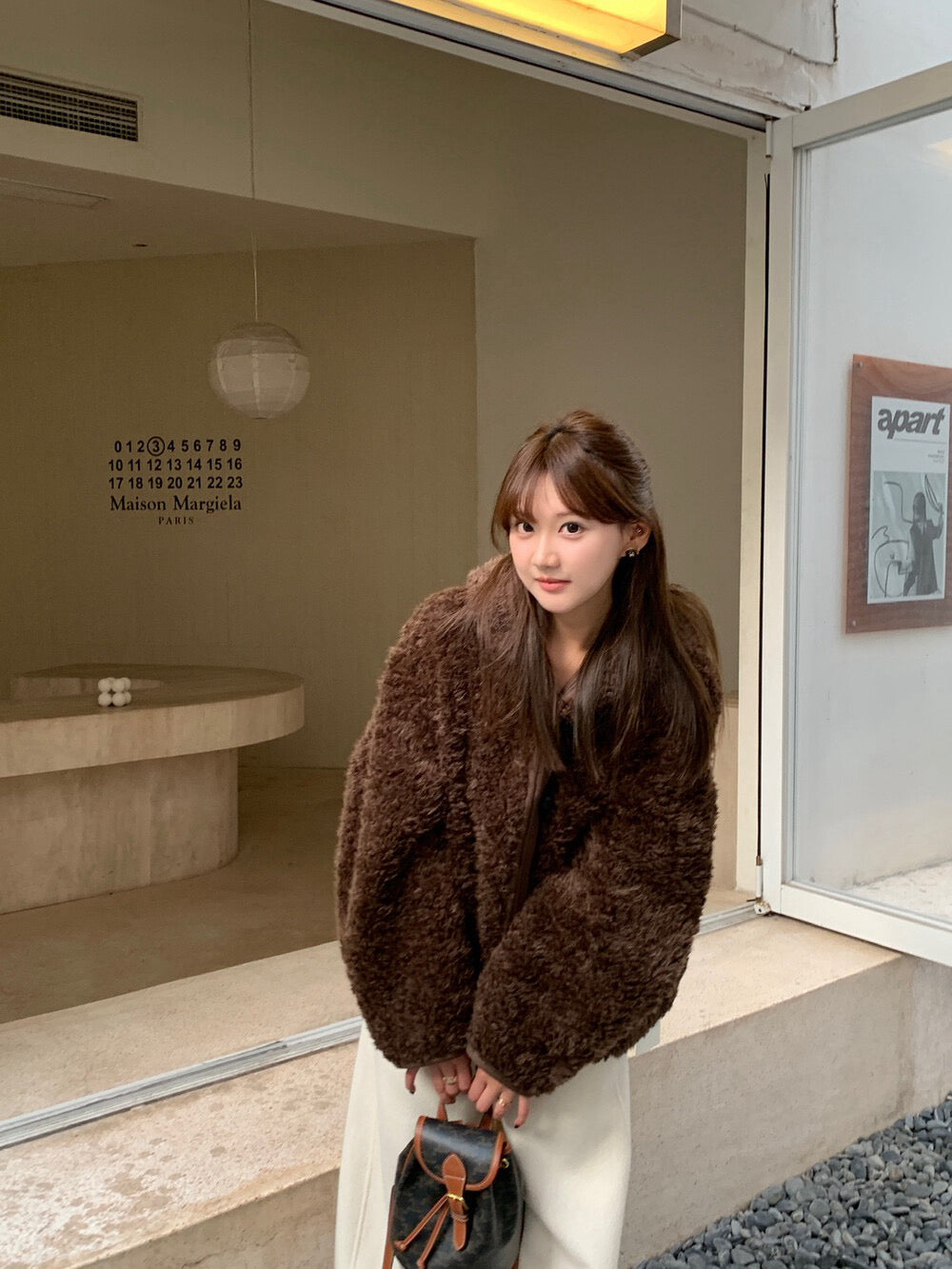 // 拼接材質可愛毛茸茸連帽外套