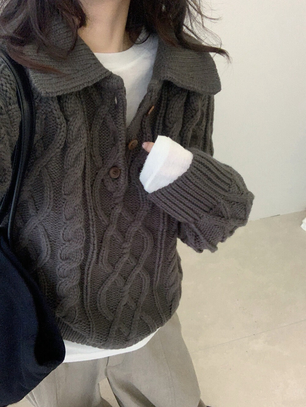 // 復古感重工麻花鈕扣翻領NT