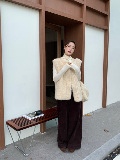 // 性價比極高皮毛一體毛茸馬甲外套(連斜肩袋)