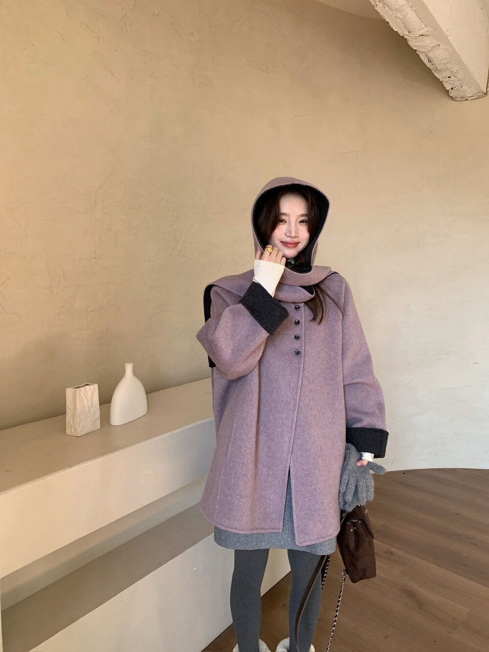 // 100%羊毛簡約高級感三粒鈕中長手工外套(連連帽頸巾)