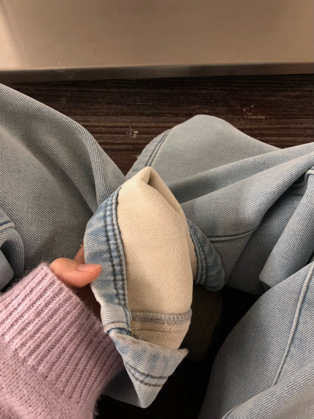 // 口袋位小details加絨全長牛仔褲