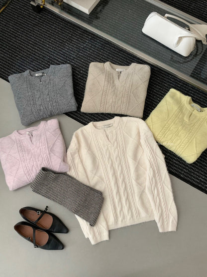 // 超軟糯小V領口麻花NT