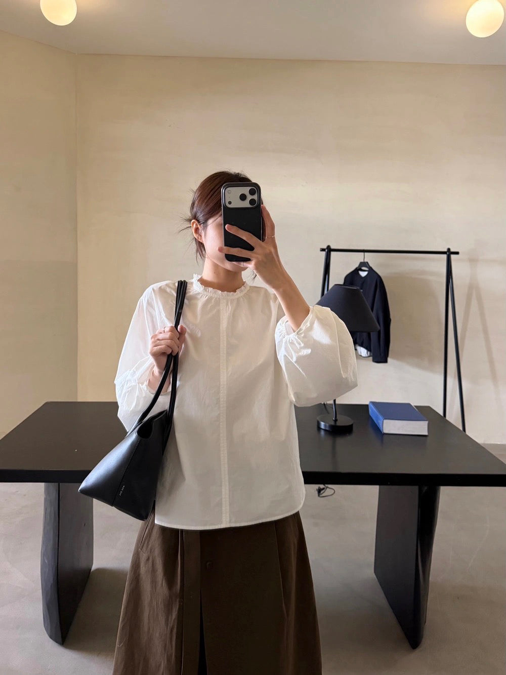 B86 / 法式復古風花邊領泡泡袖寬鬆BL