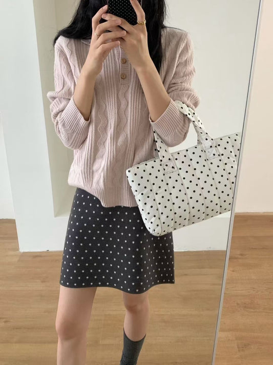 // 美美麻花織紋鈕扣翻領NT