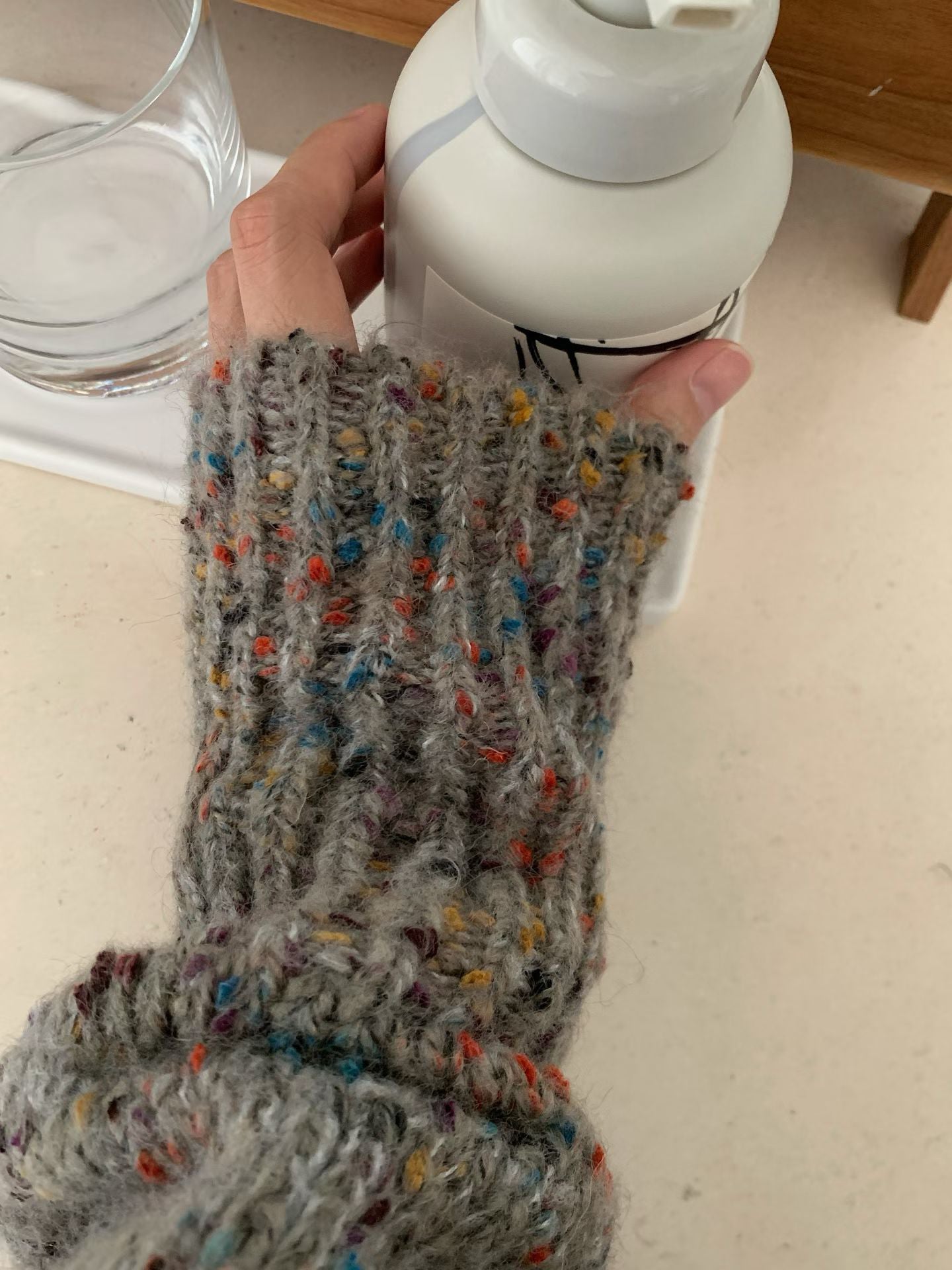 // 美美12%羊毛混彩點CD