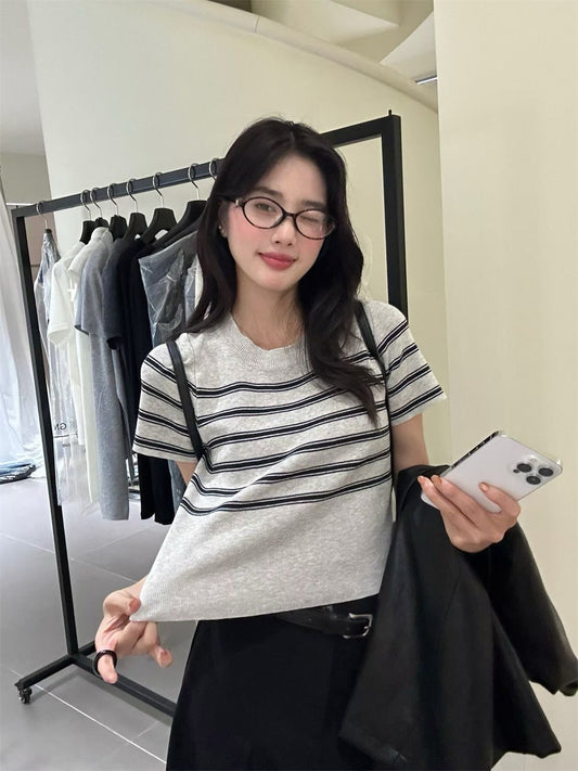 // 小復古撞色拼間短袖NT