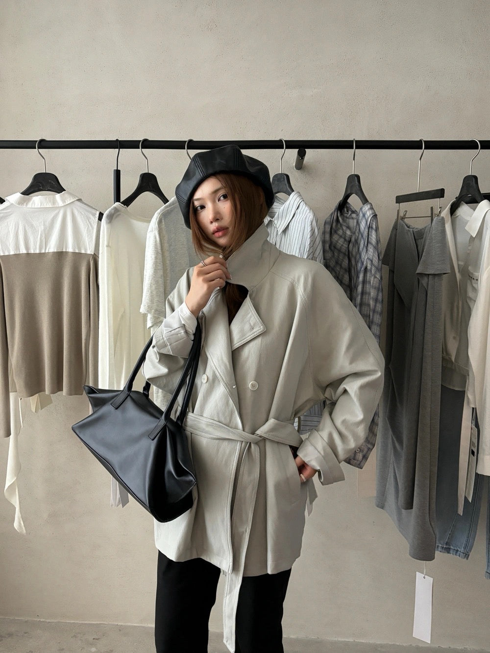 J30 / 質感雙排扣啞光彷皮trench coat外套