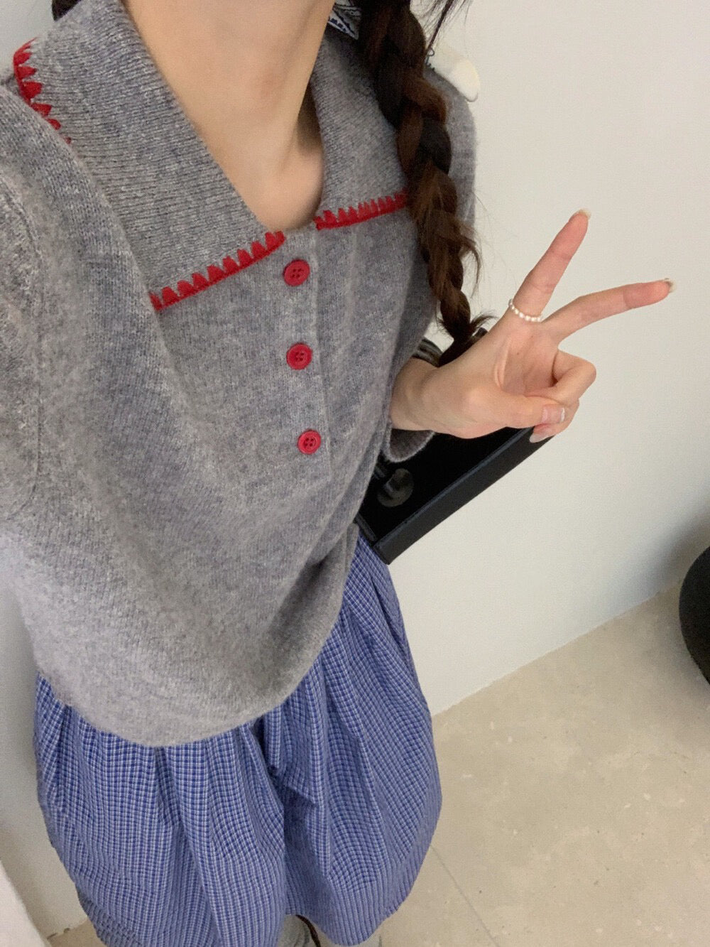 // 100%羊毛撞色包邊縫線鈕扣翻領NT