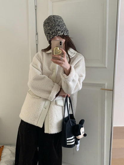 // 拼接材質羊羔毛翻領中長外套