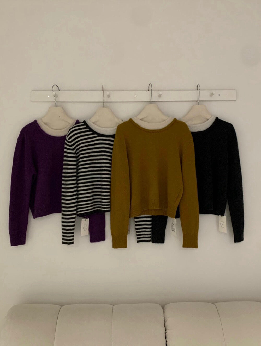 // 100%羊毛撞色假兩件毛衣