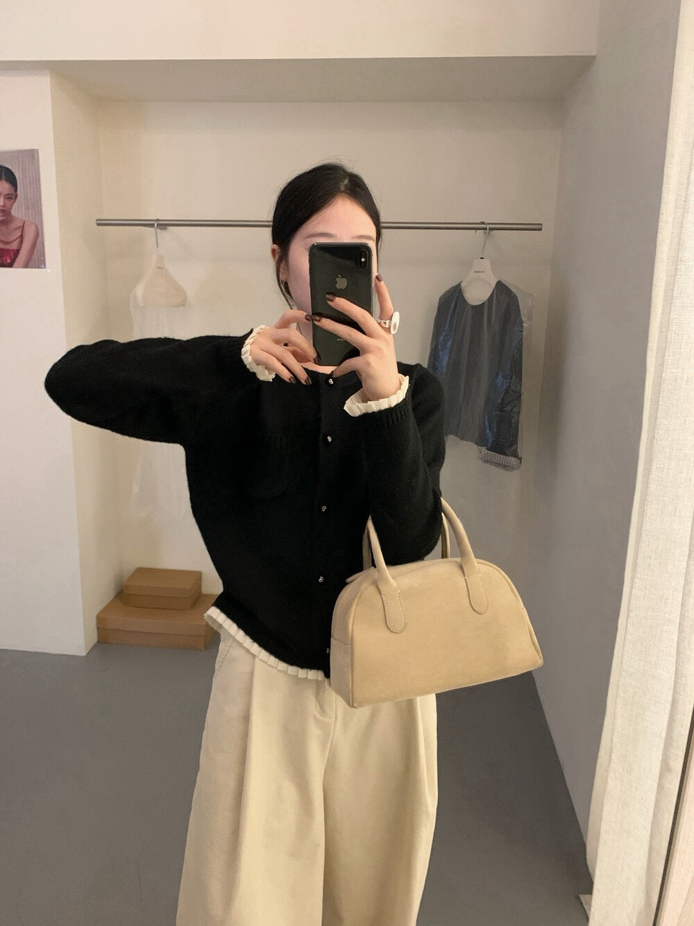 // 精緻鈕扣拼接百褶邊口袋軟糯CD