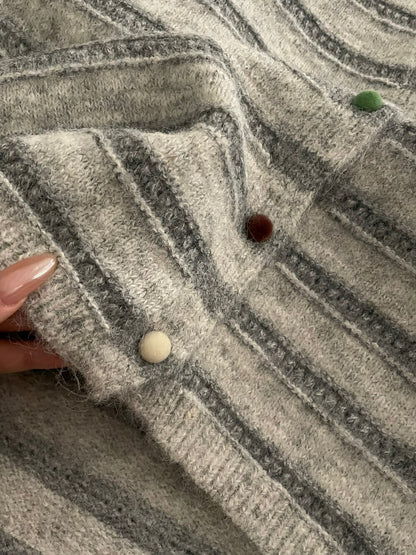 // 8%wool混色鈕鏤空間條CD