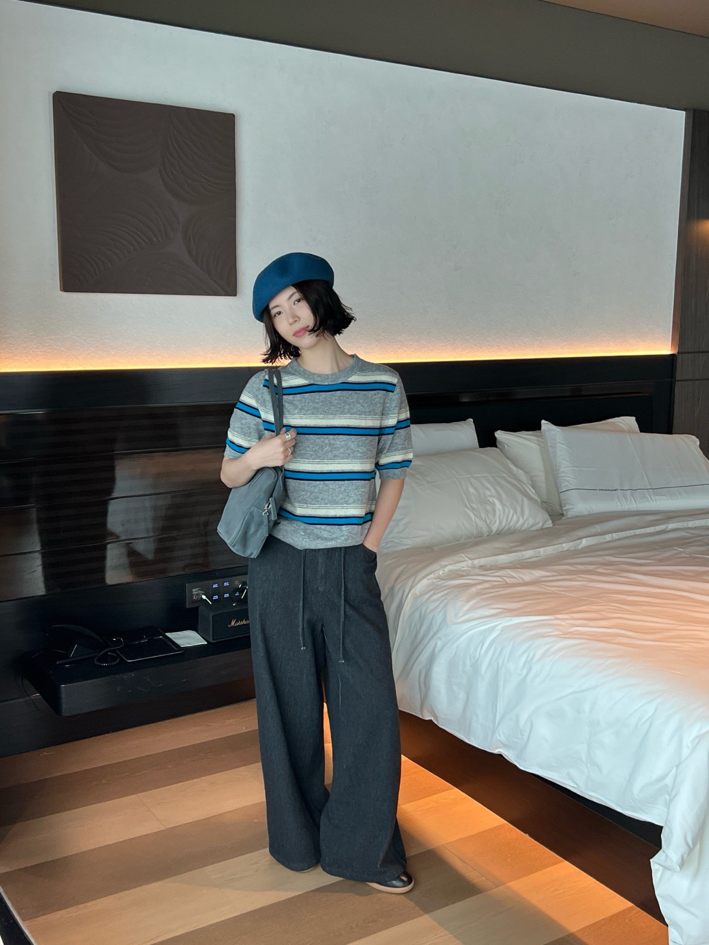 // 超直褲型抽繩綁帶腰軟牛仔褲