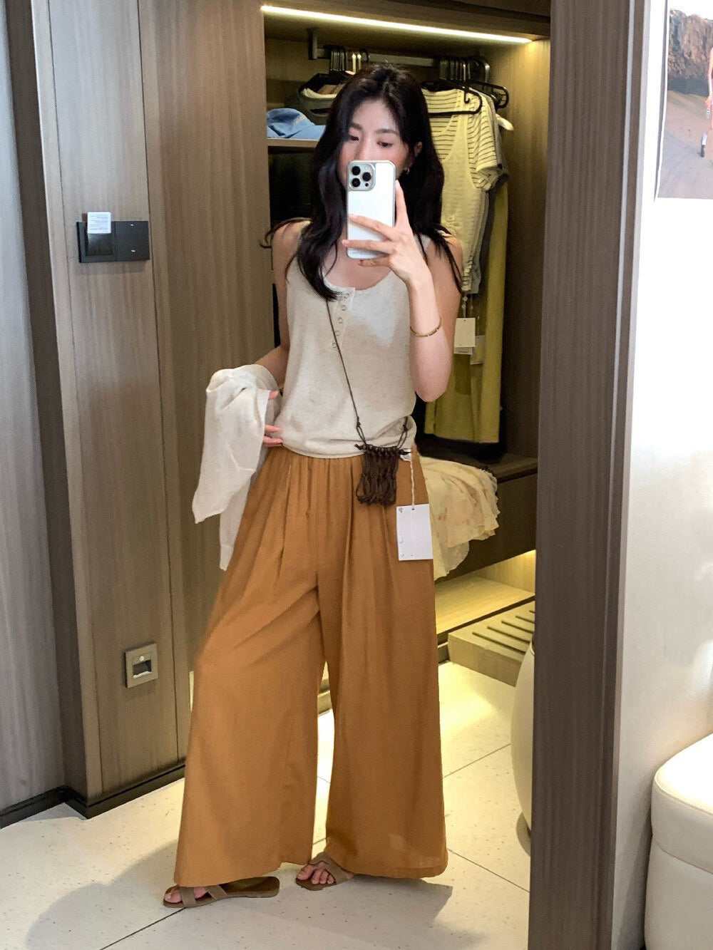 // 麻質混竹節棉顯瘦壓褶闊褲