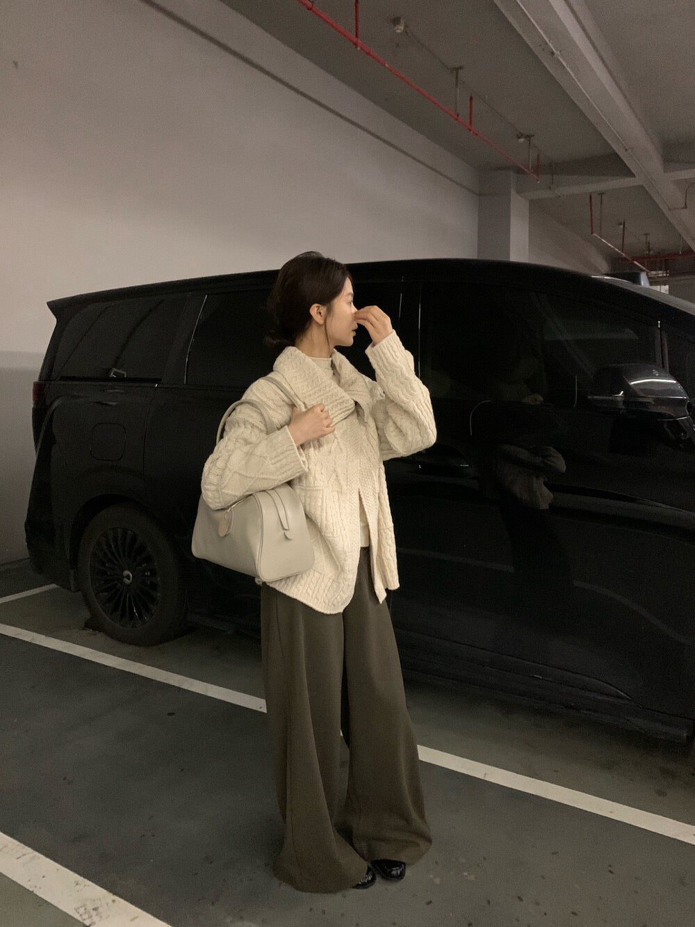 // 復古慵懶麻花紋翻領CD