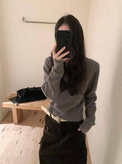 // 100%羊毛軟糯高質交叉鈕扣NT