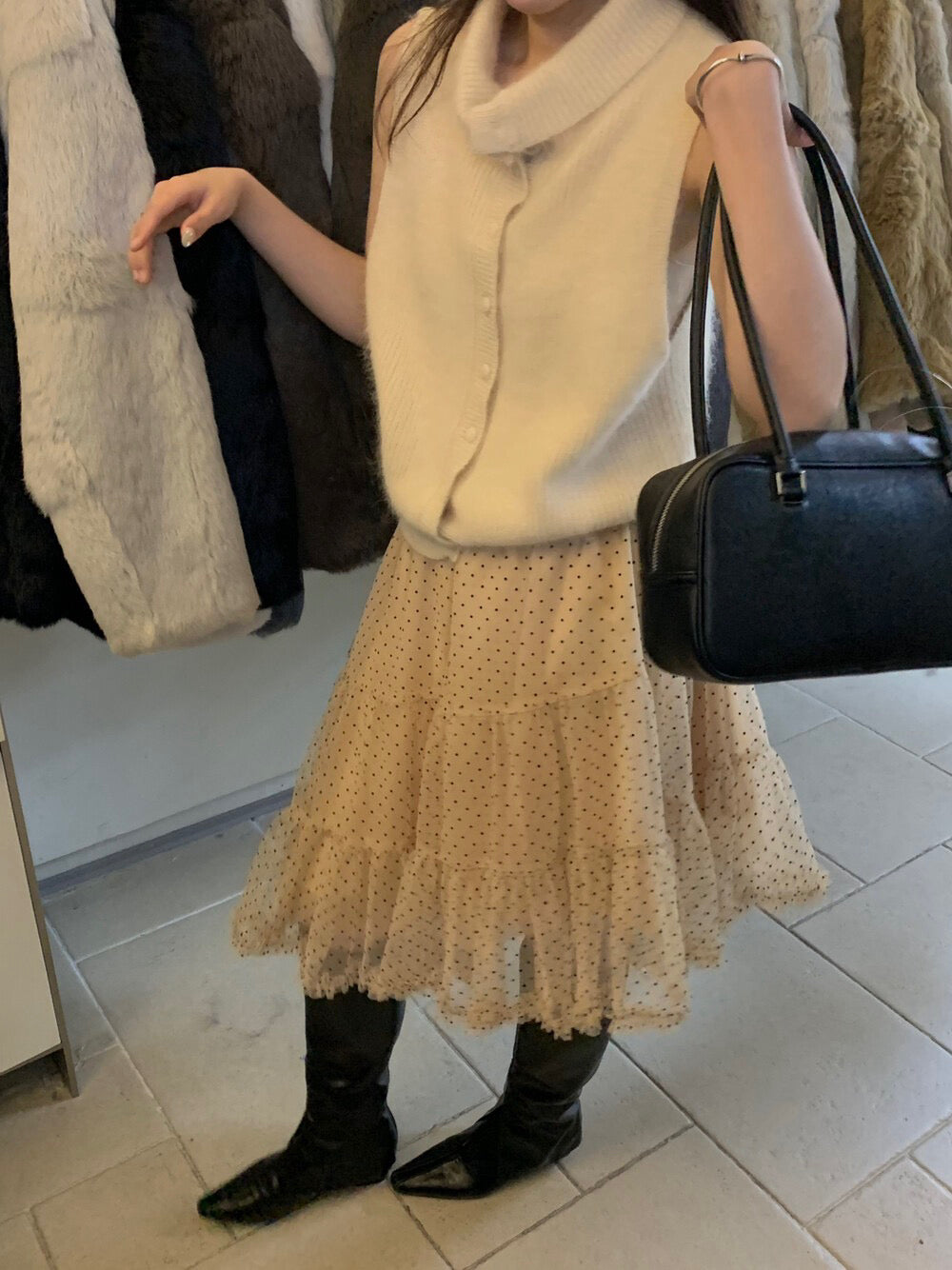 // 鬆鬆領超美排扣針織背心