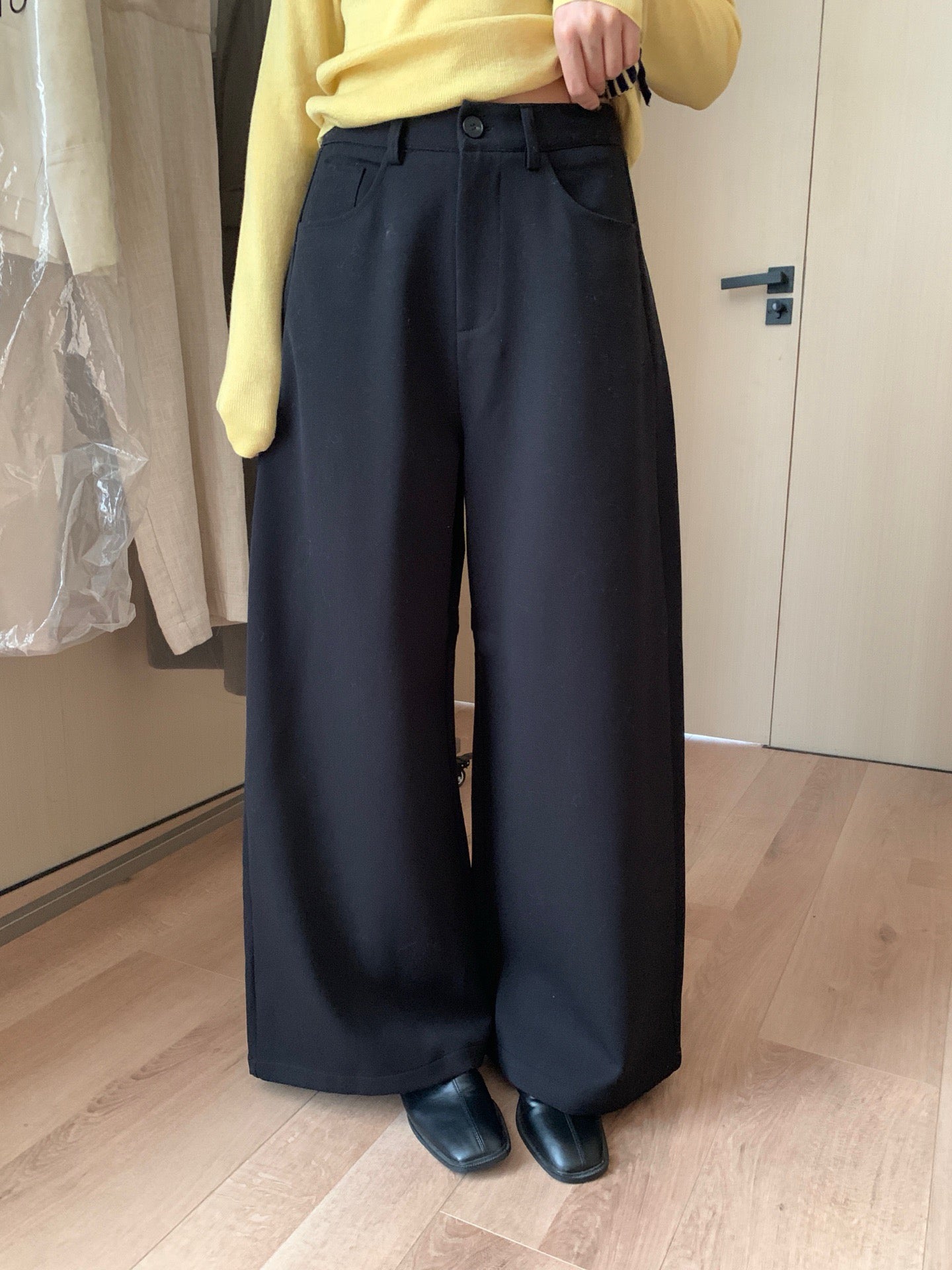 // 簡約淨版挺身全長西褲