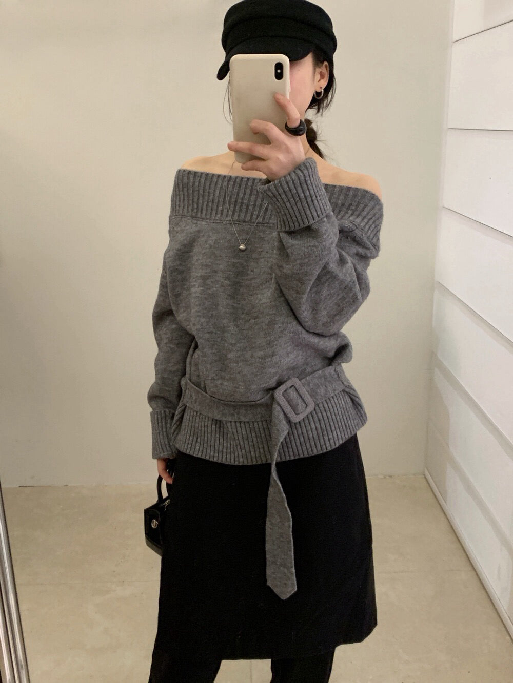 // 一字肩斜肩連腰帶NT