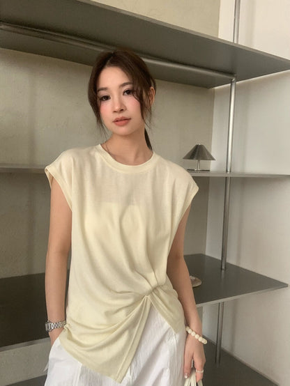 // 小飛袖不規則皺褶TEE