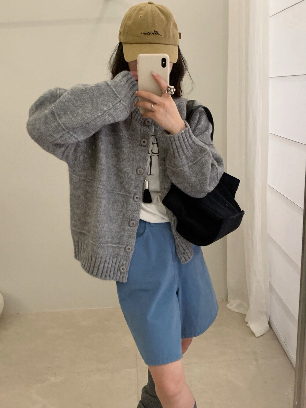 // 立體線條高飽和顏色織紋圓領CD