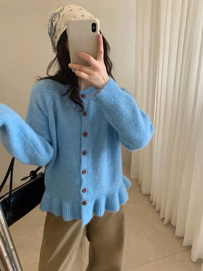 // 8%綿羊毛荷葉花邊腳排扣毛衣